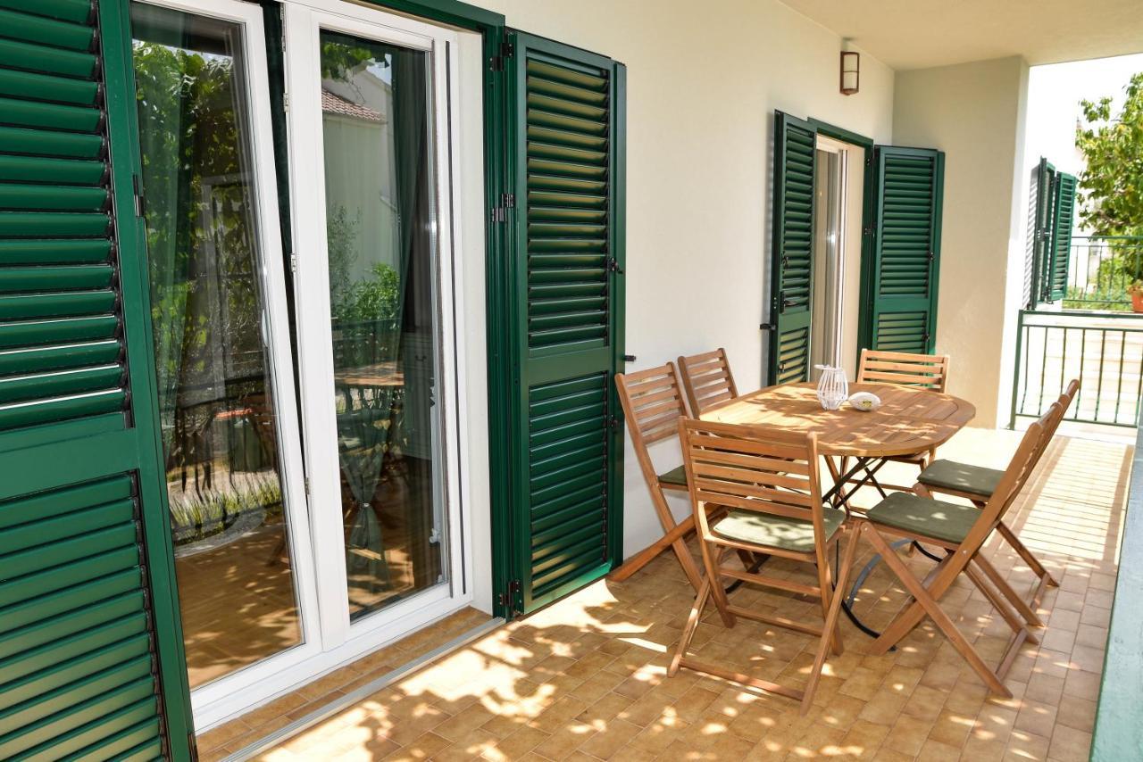 Apartman Maja ซาดาร์ ภายนอก รูปภาพ